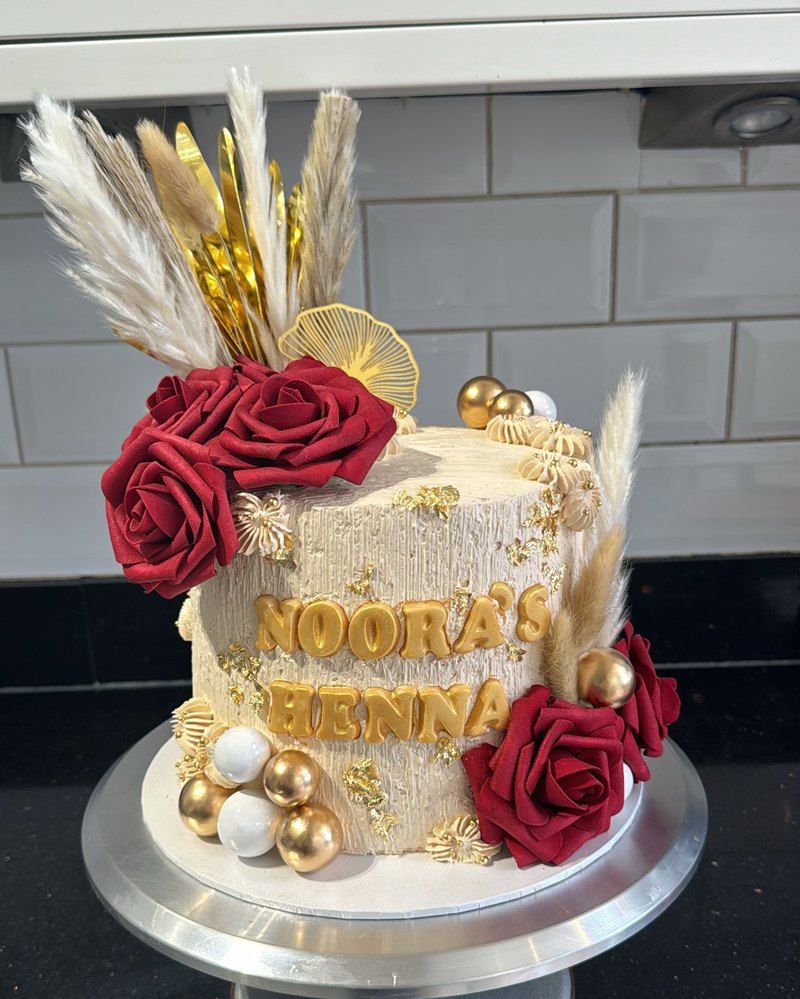 Noora's Henna cake