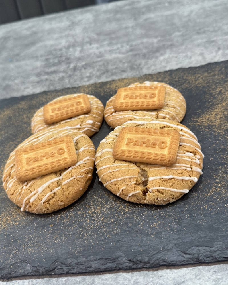 Parle-G biscuit topped cookies
